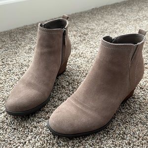 Naturalizer Isla Waterproof Bootie